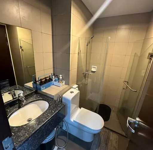 Appartamento In Bgc Near Grand Hyatt Manila